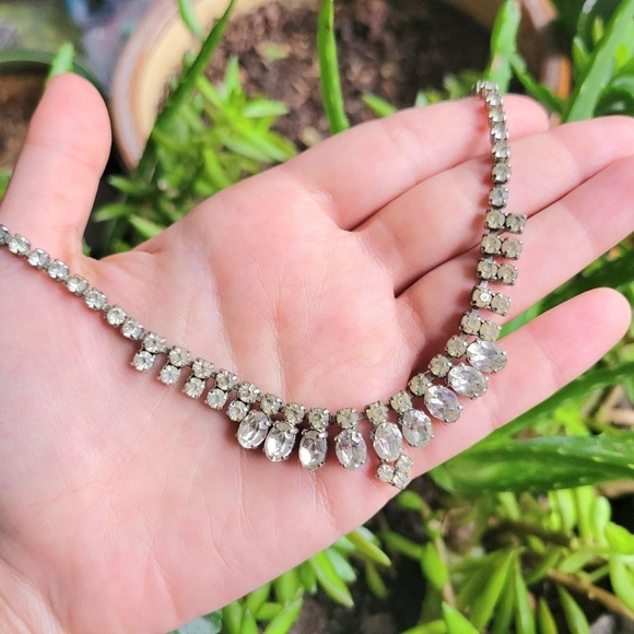 Vintage Ornate Silver Rhinestone Necklace - Picture 6 of 8